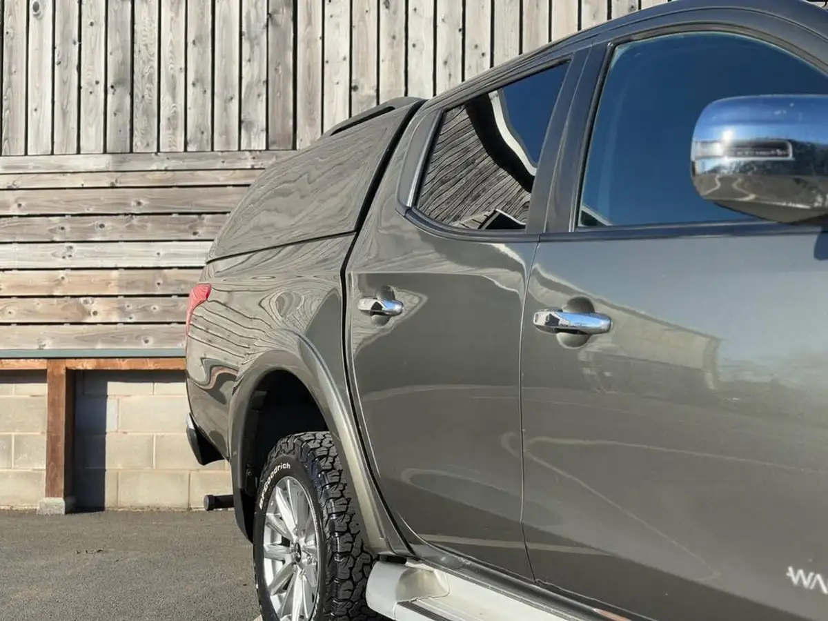 2018-mitsubishi-l200-24di-d-warrior-eu6-big-41