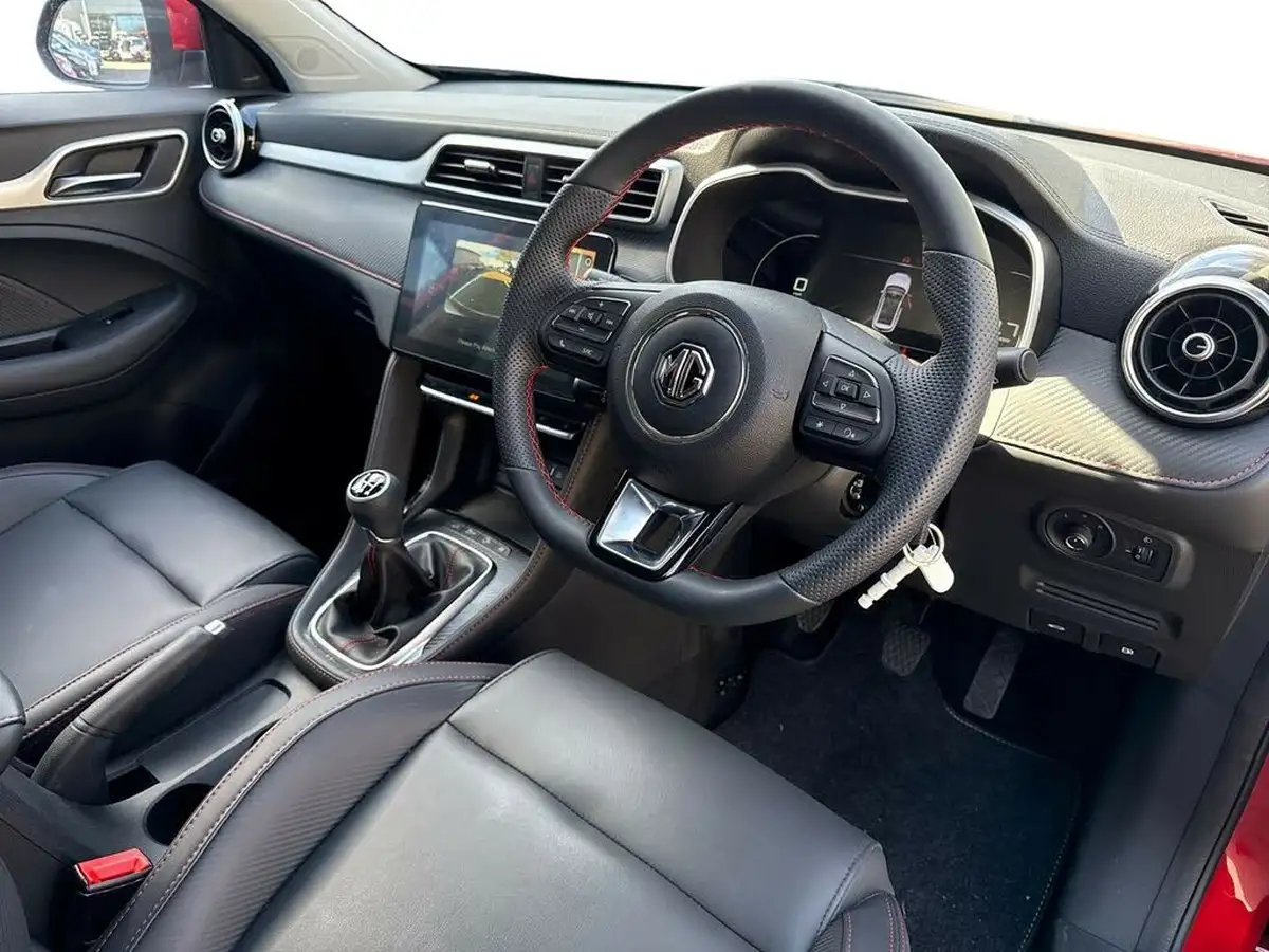 2024-mg-zs-suv-15-vti-tech-exclusive-big-14