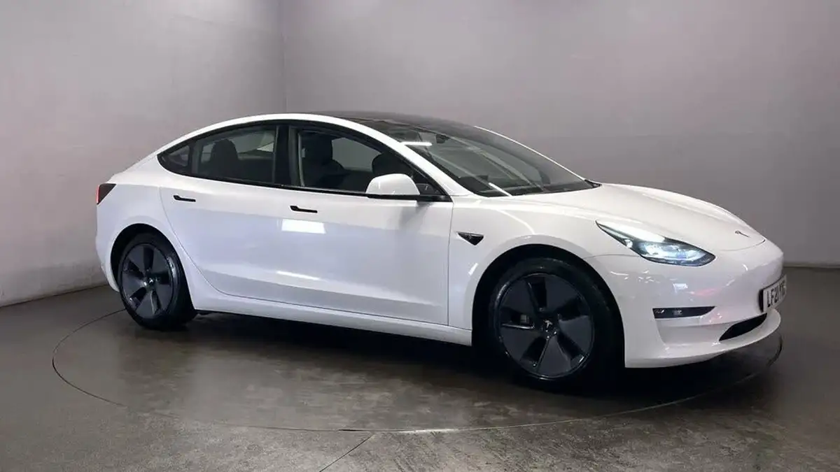 2021-tesla-model-3-e-long-range-4x4-big-2