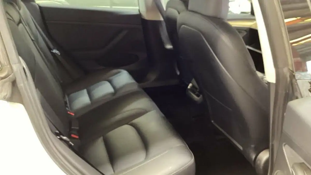 2021-tesla-model-3-e-standard-plus-big-9