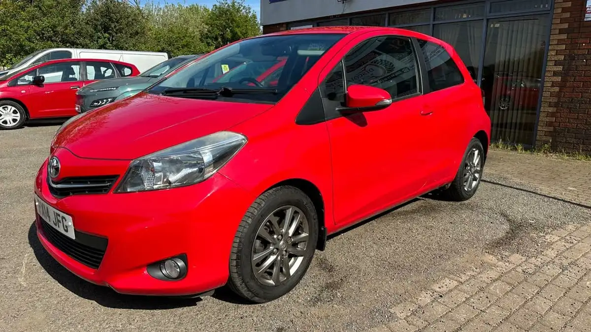 2014-toyota-yaris-10-icon-3d-big-22
