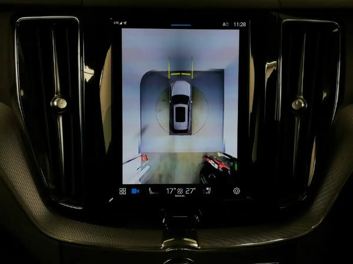 2023-volvo-xc60-20-b5-plus-big-11