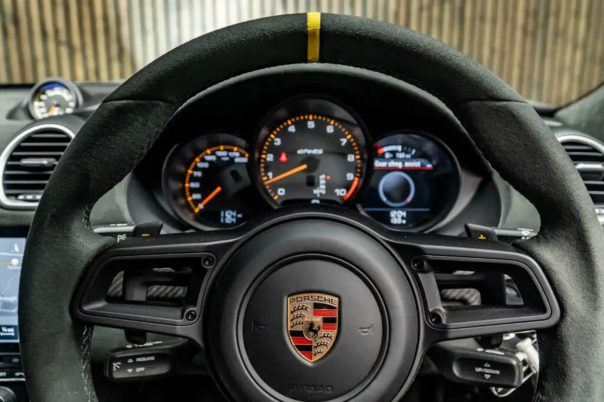 2023-porsche-cayman-718-40-cayman-gt4-rs-big-33