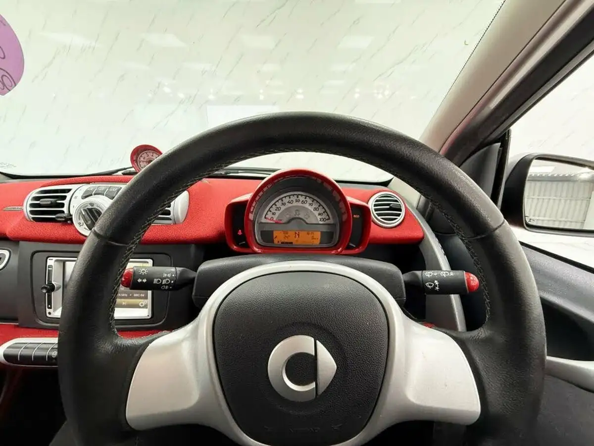 2013-smart-fortwo-10-passion-71bhp-coupe-big-16
