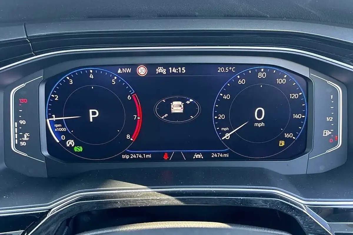 2024-volkswagen-polo-10-tsi-r-line-115ps-dsg-big-15