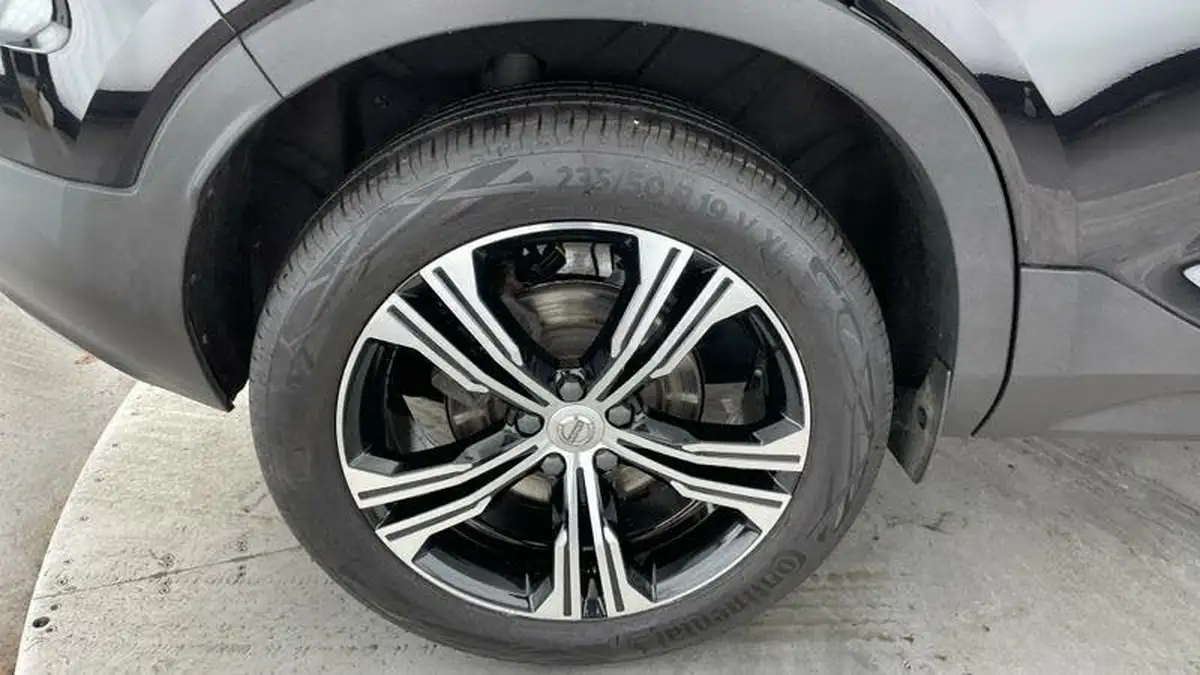 2020-volvo-xc40-20-b4-inscription-pro-big-15
