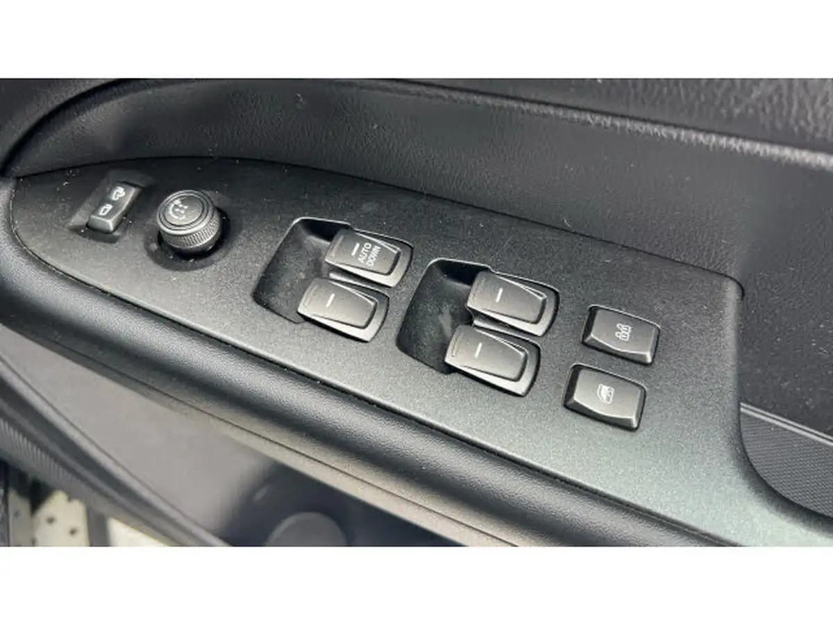 2021-kgm-ssangyong-musso-22td-saracen-181pseu6dt-awd-auto-big-32