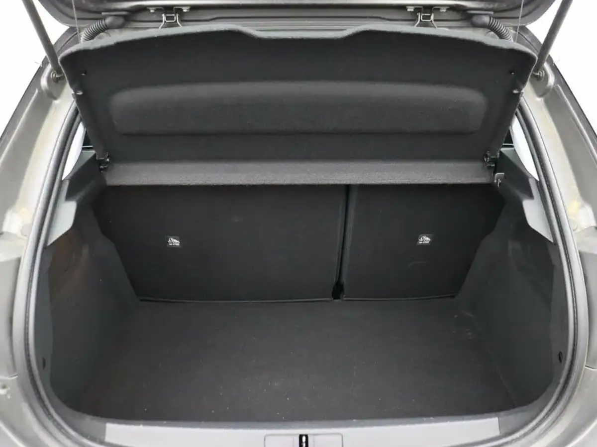 2020-vauxhall-corsa-12i-se-big-9