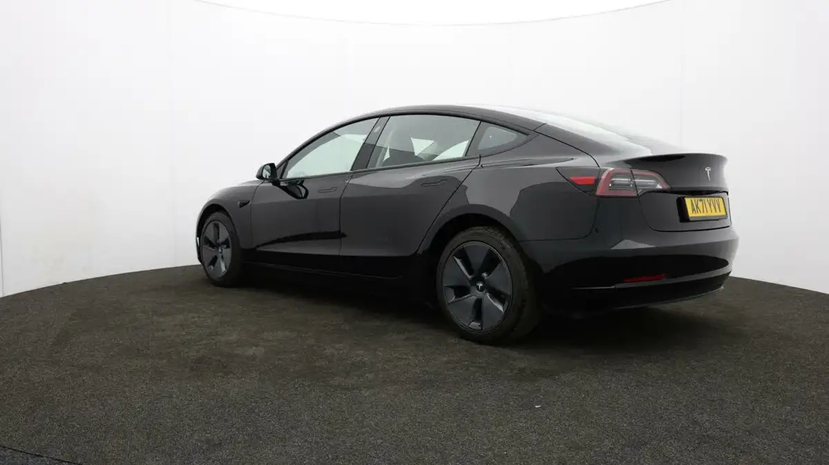 2021-tesla-model-3-e-long-range-awd-big-67