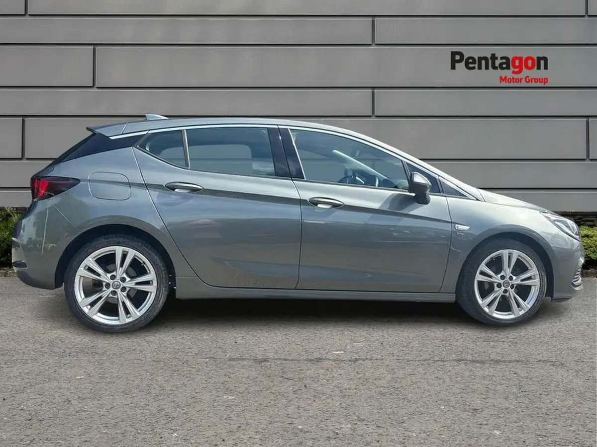 2018-vauxhall-astra-14i-16v-turbo-sri-vx-line-nav-big-10