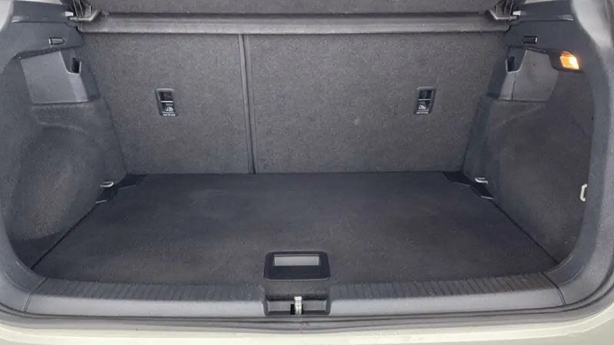 2022-volkswagen-t-cross-10-tsi-active-95ps-big-25