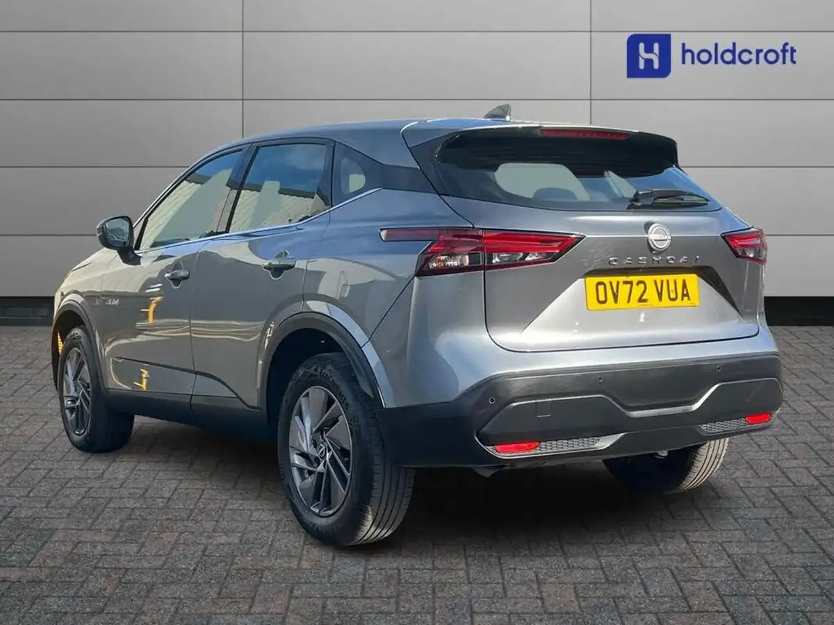 2022-nissan-qashqai-13-dig-t-acenta-premium-160ps-auto-big-2