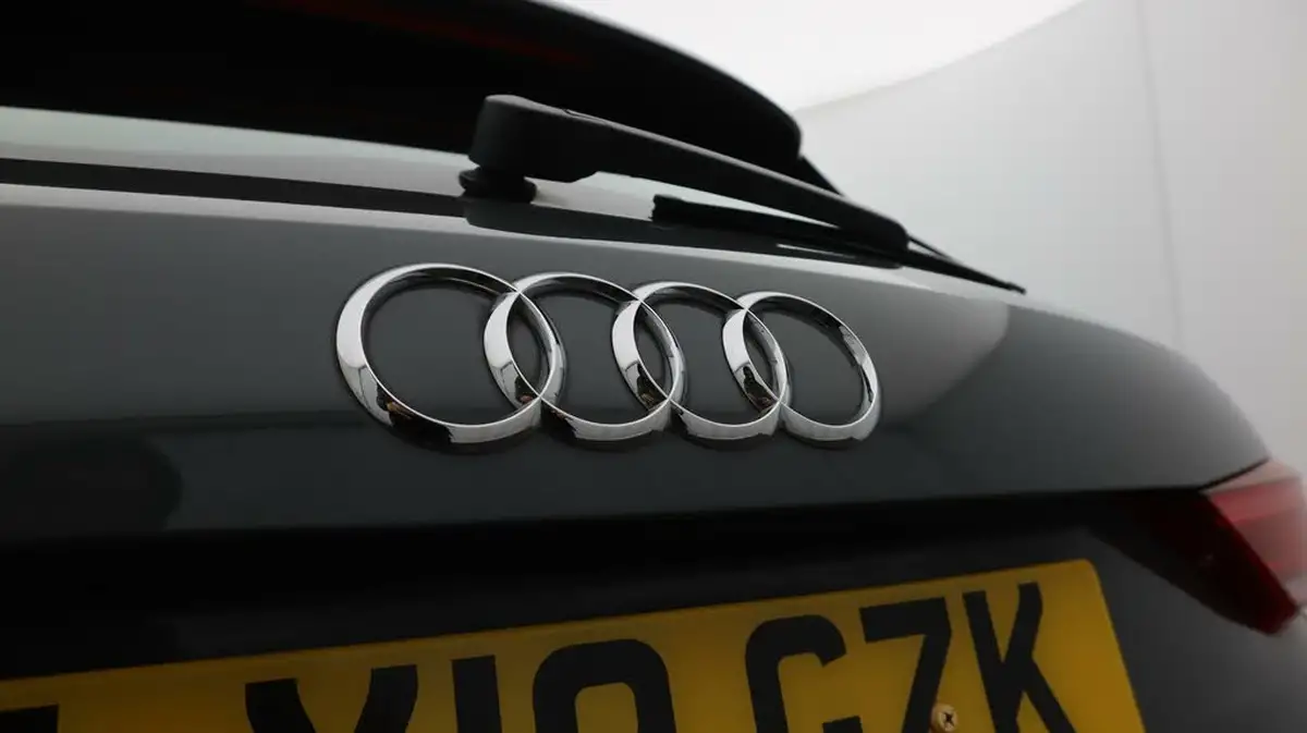 2019-audi-q3-15-35-tfsi-sport-cod-ss-station-wagon-1495cc-s-tronic-big-21