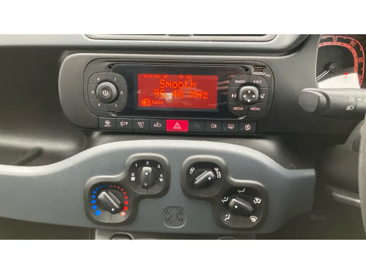 2019-fiat-panda-12-easy-ss-big-11