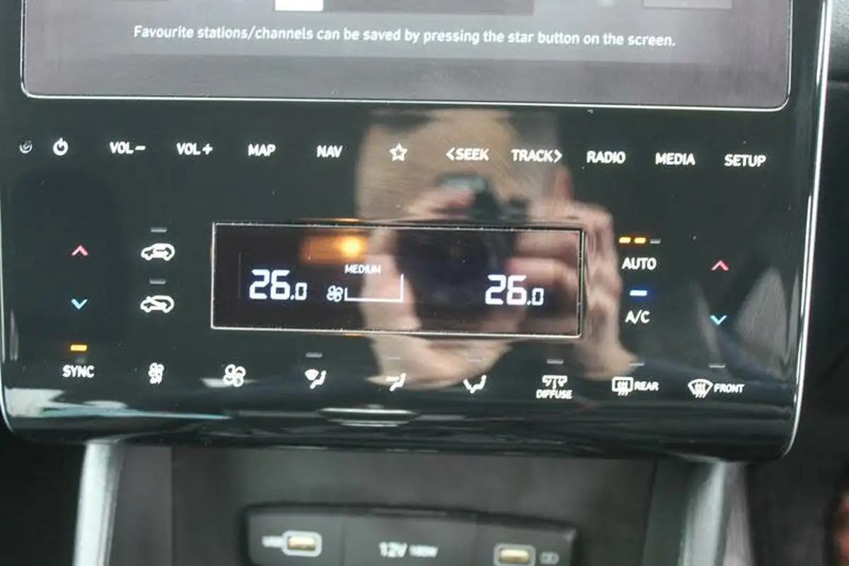 2022-hyundai-tucson-16-t-gdi-se-connect-150ps-big-23