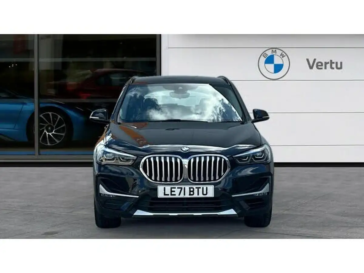 2021-bmw-x1-20-sdrive20i-xline-big-15