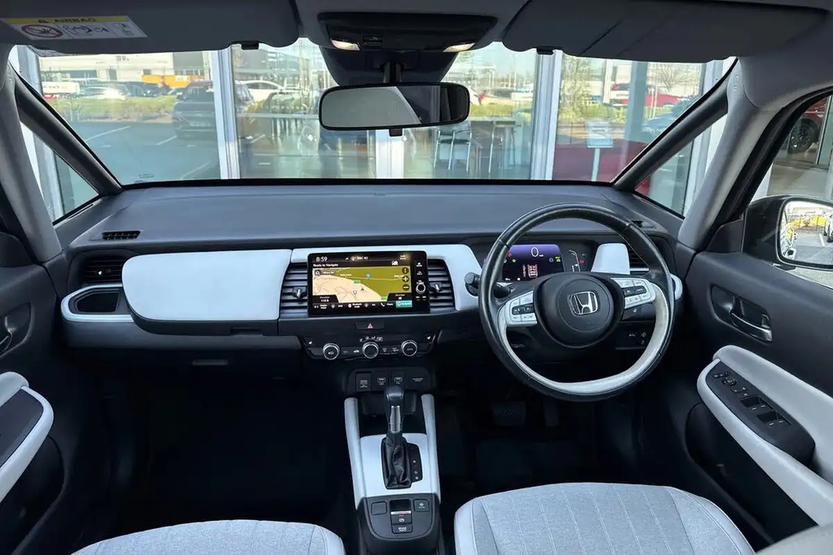 2021-honda-jazz-15-i-mmd-ex-107ps-big-3