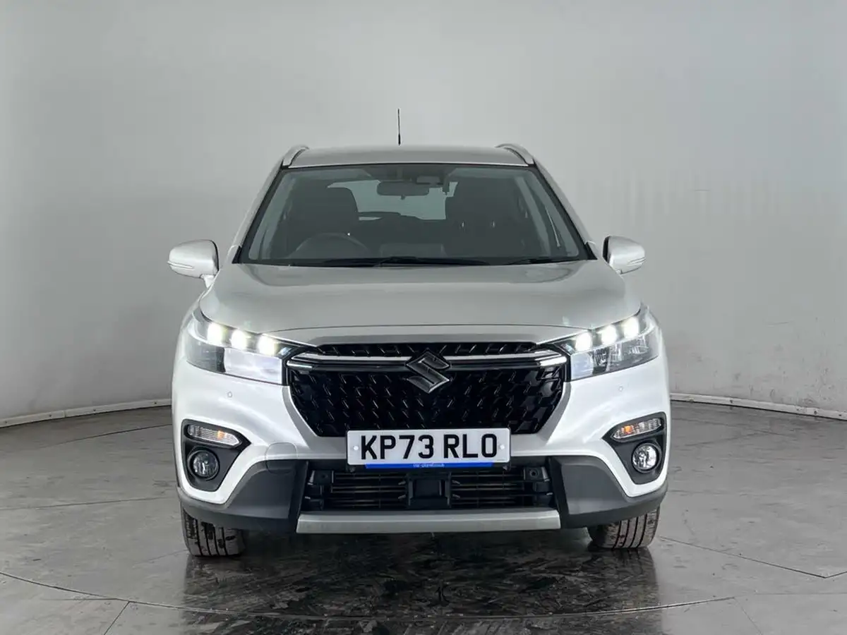 2023-suzuki-s-cross-14-boosterjet-motion-big-1