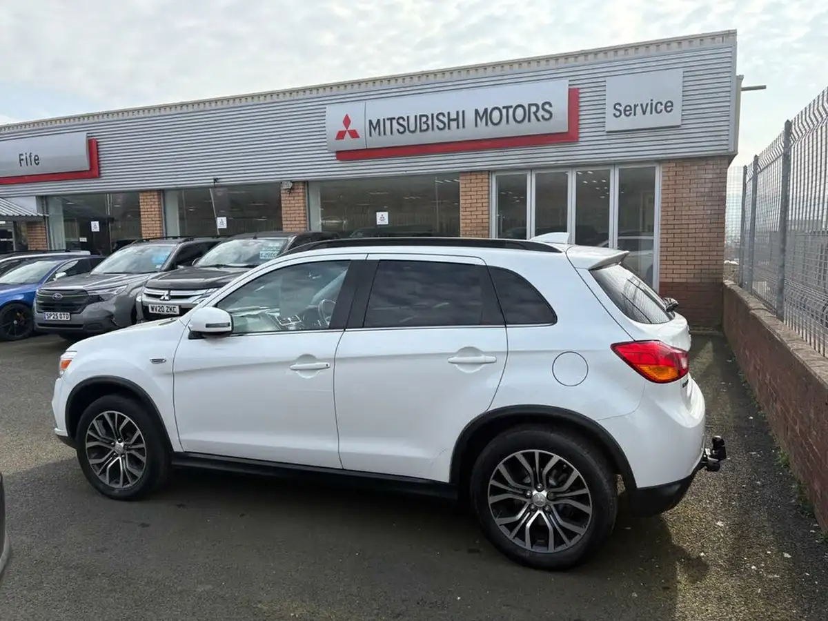 2017-mitsubishi-asx-22di-d-4-big-2