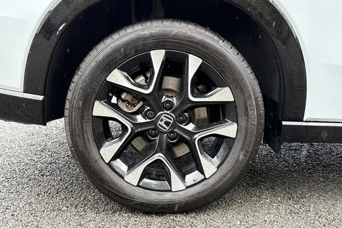 2024-honda-zr-v-20-i-mmd-advance-big-12