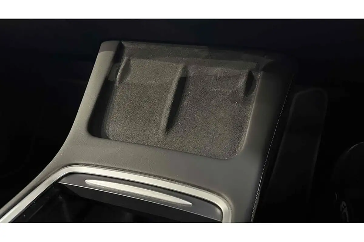 2023-tesla-model-y-e-rwd-big-41