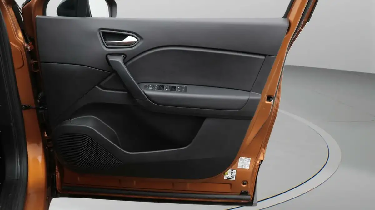 2020-renault-captur-13-tce-iconic-130bhp-big-15
