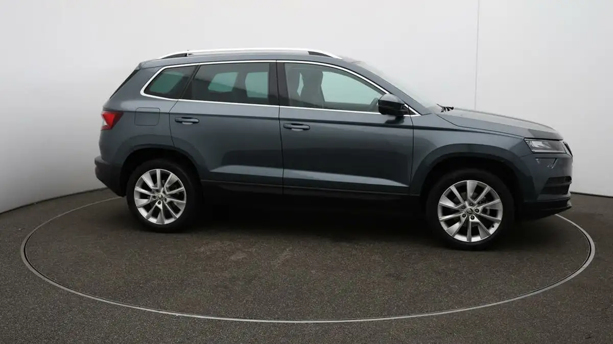 2021-skoda-karoq-15-tsi-se-l-dsg-big-40