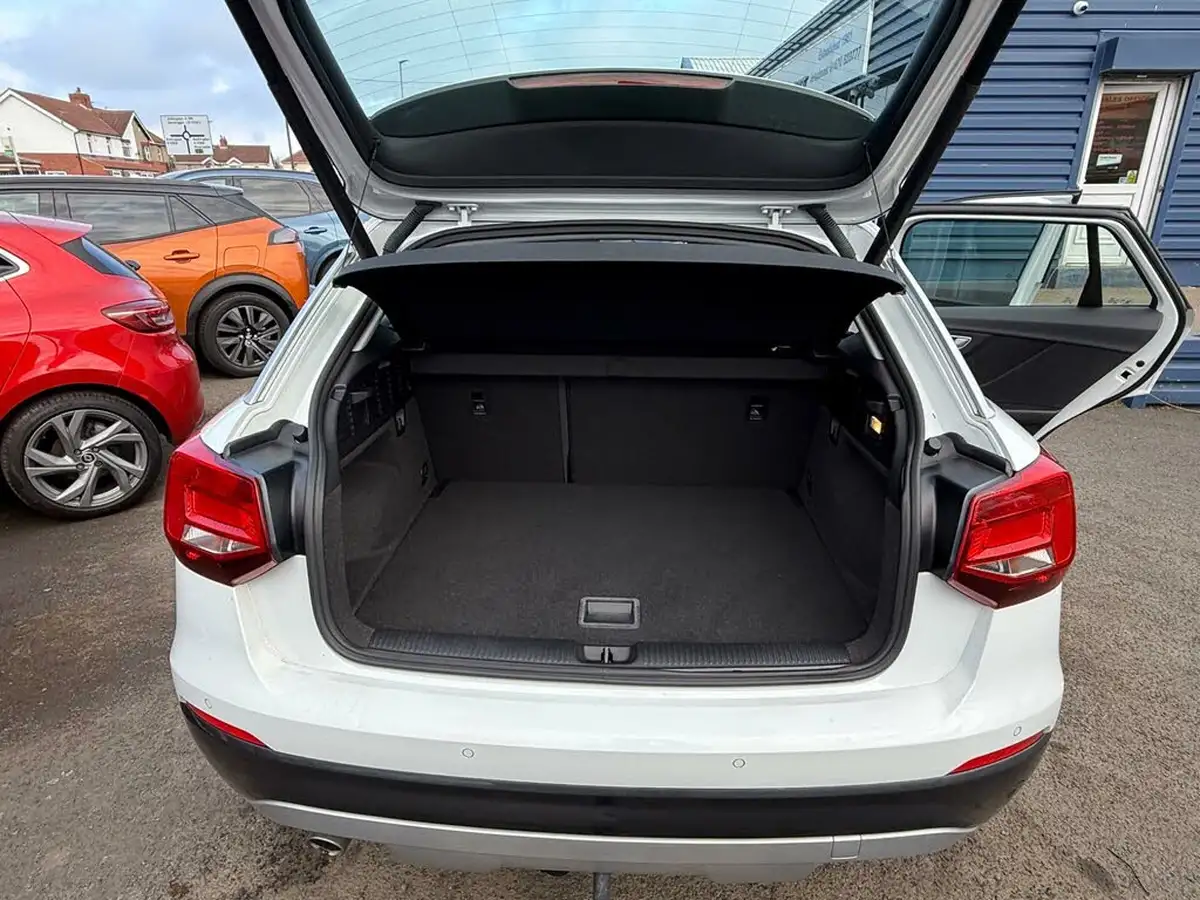 2019-audi-q2-16-30-tdi-sport-s-tronic-big-10