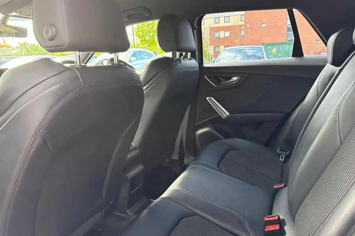 2018-audi-q2-14-tfsi-s-line-big-34