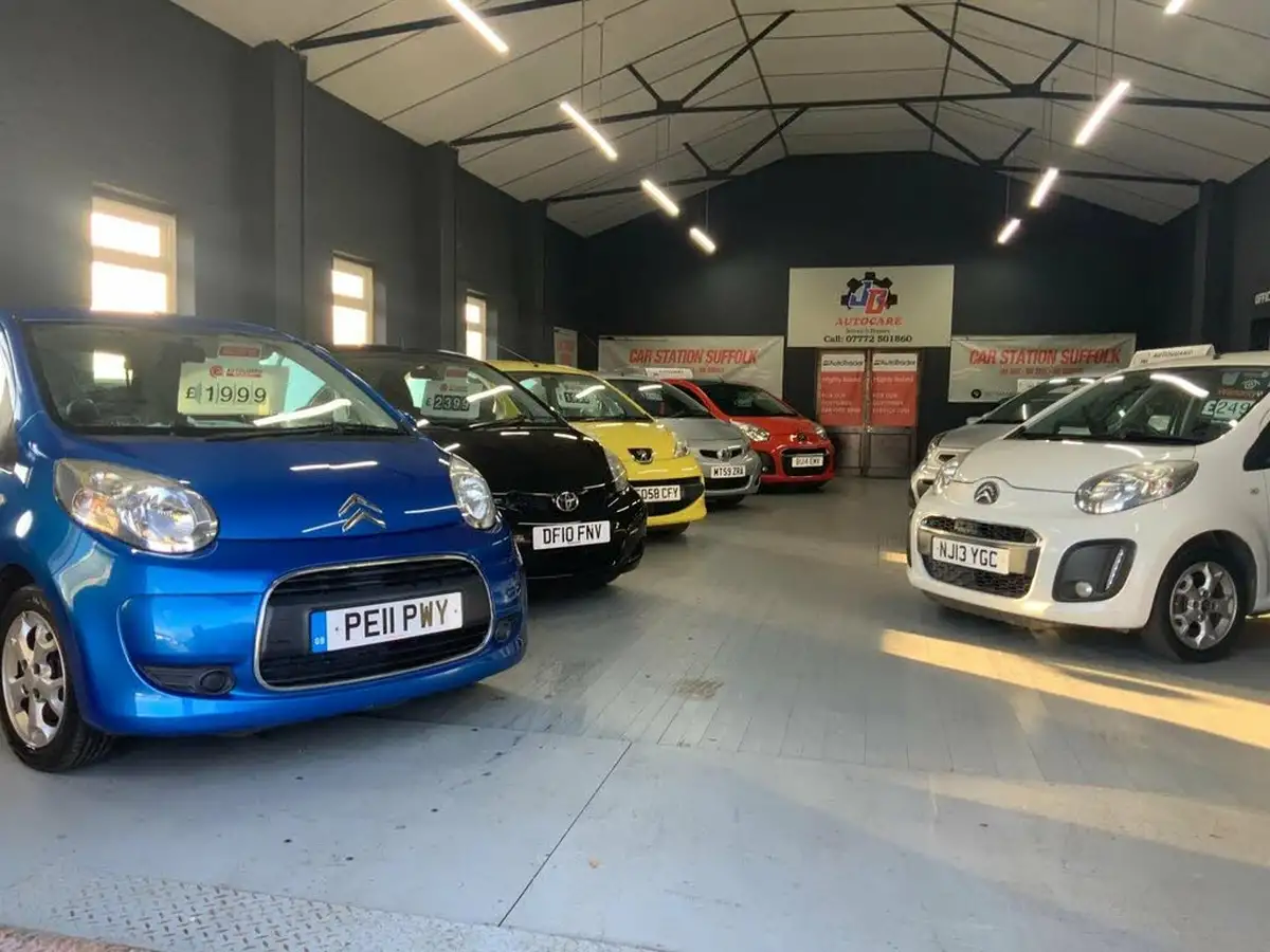 2011-suzuki-swift-12-sz3-5d-big-7
