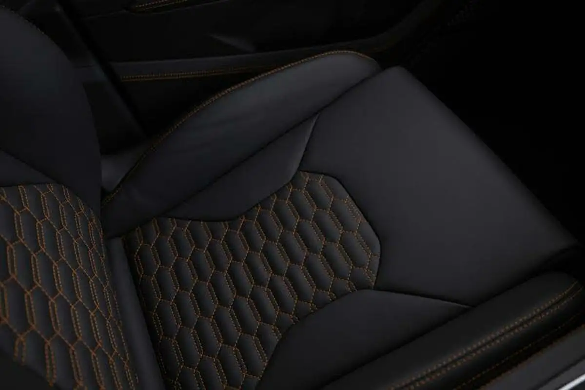 2023-lamborghini-urus-40-no-trim-big-14