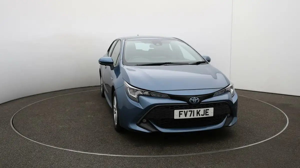 2021-toyota-corolla-18-vvt-i-icon-trk-hatchback-5d-big-36