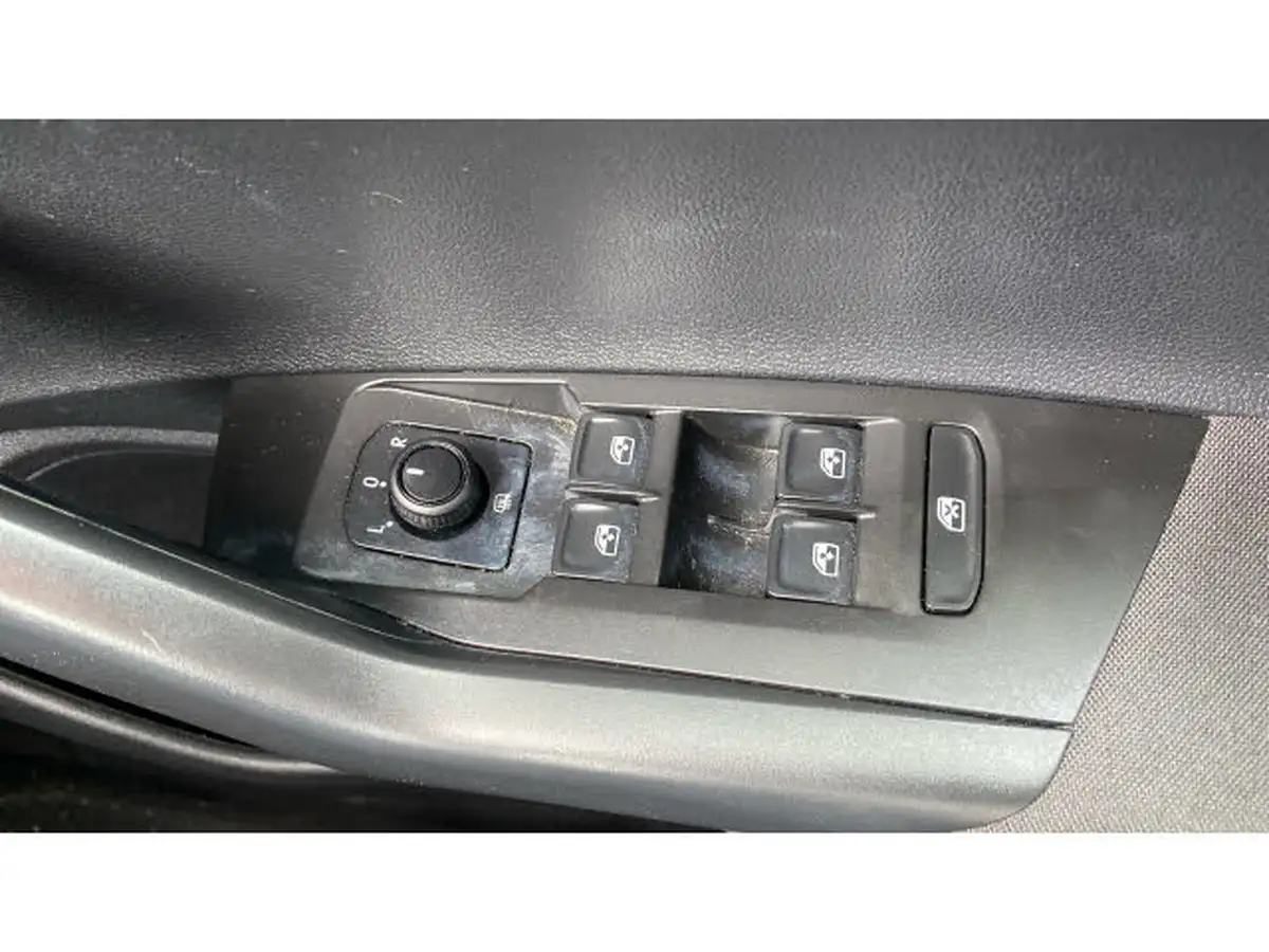 2019-volkswagen-polo-10-se-65ps-evo-ss-big-20
