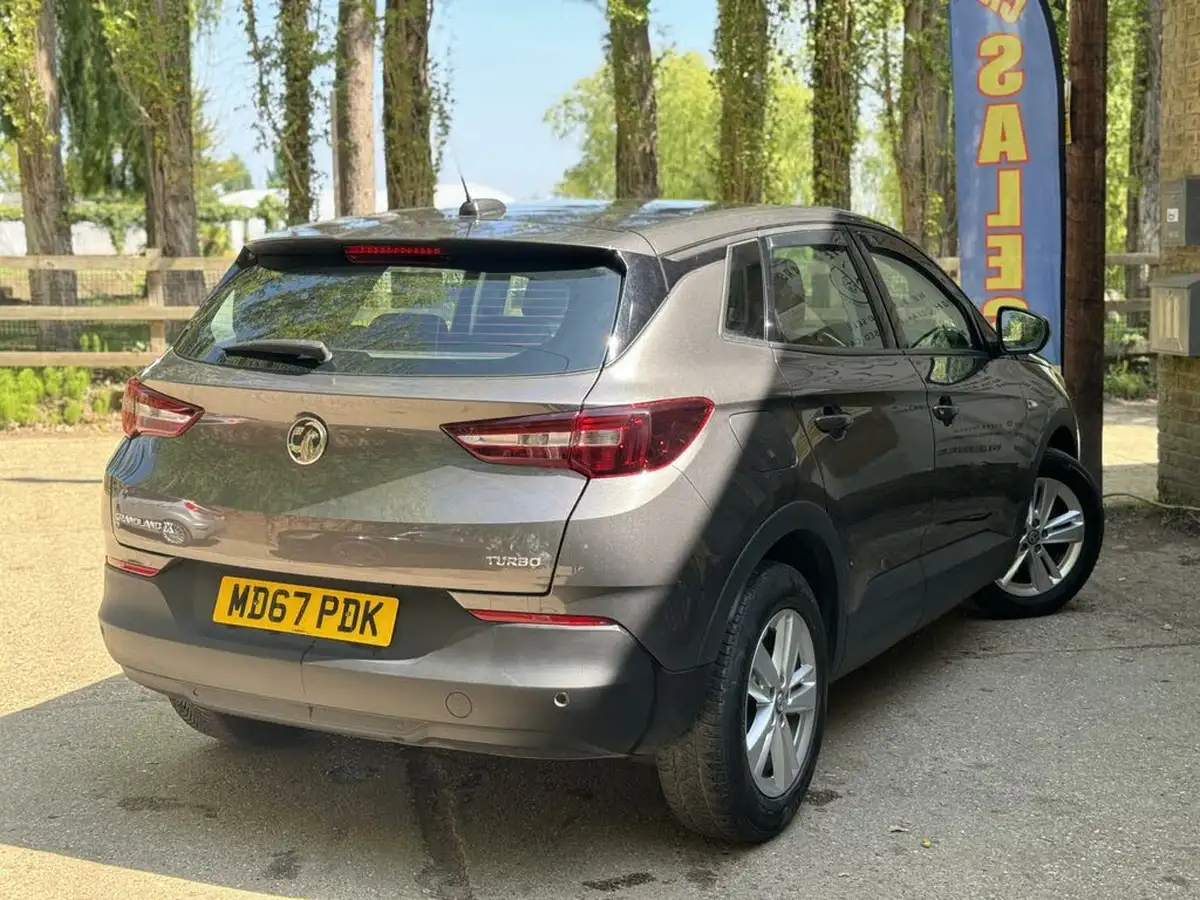 2018-vauxhall-grandland-x-12-se-132ps-big-42