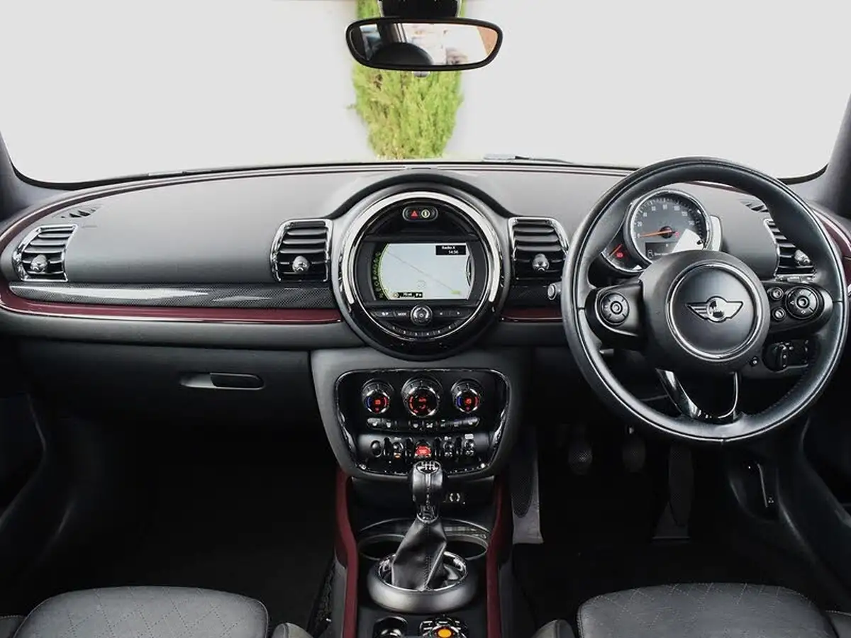 2017-mini-clubman-20-cooper-s-ss-big-15