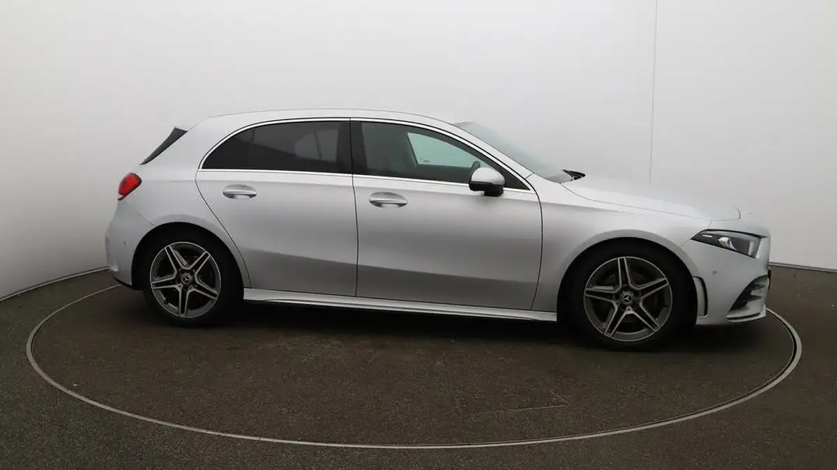 2020-mercedes-benz-a-class-13-a200-amg-line-executive-hatchback-5d-7g-dct-big-39