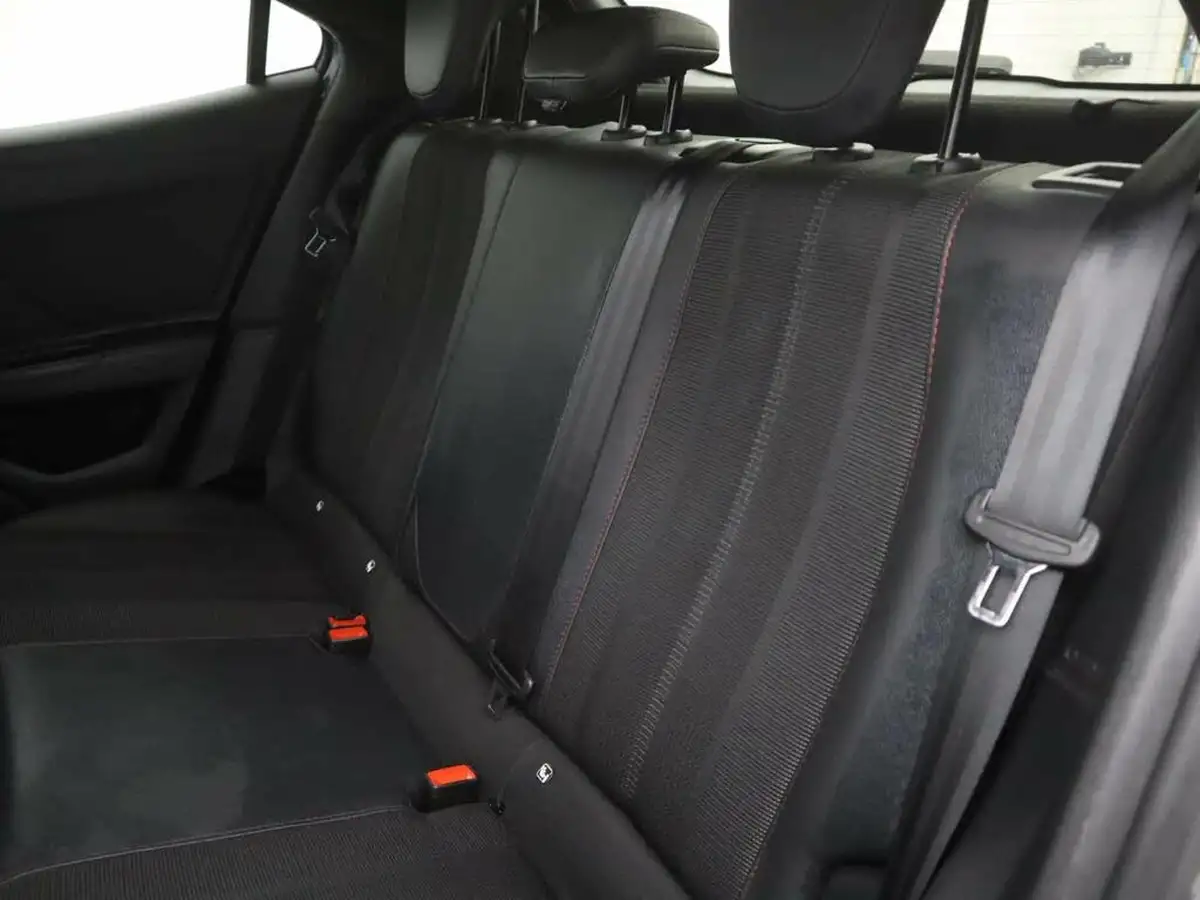 2021-vauxhall-mokka-e-sri-premium-big-9
