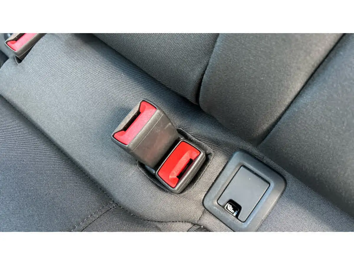 2021-audi-a1-10-25-tfsi-technik-big-16