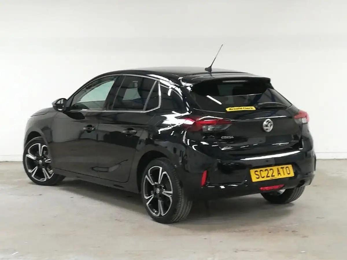 2022-vauxhall-corsa-12i-elite-edition-big-1