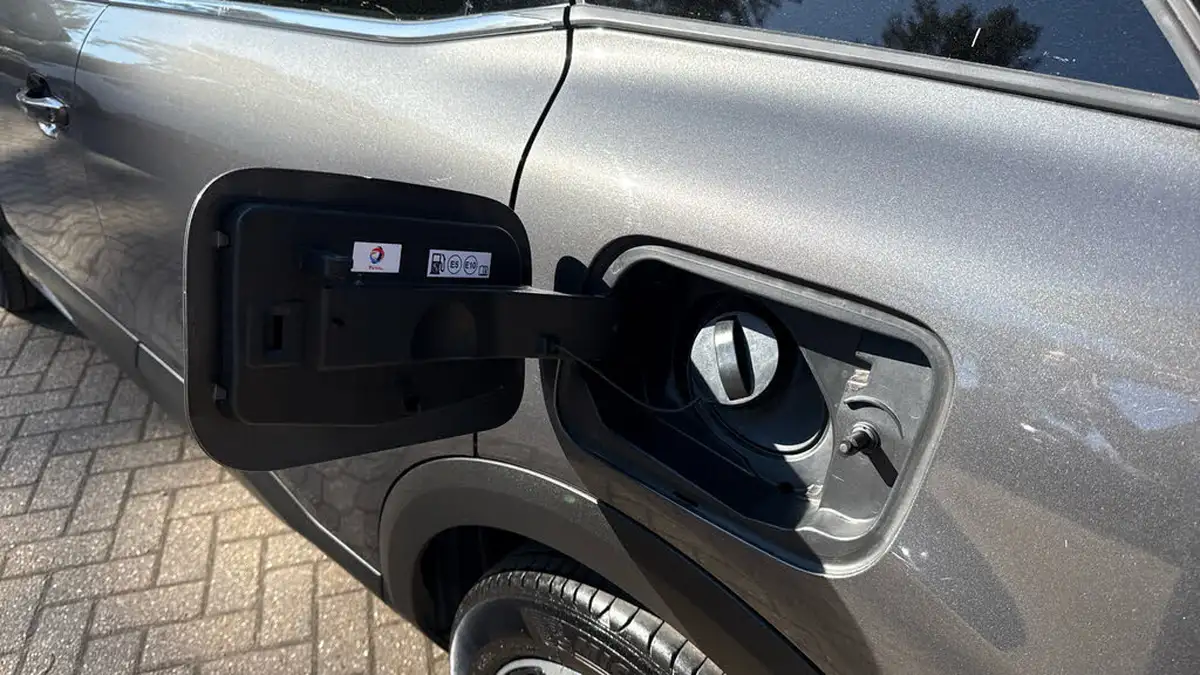 2024-citroen-c4-12-puretech-max-130ps-ss-eat8-big-48