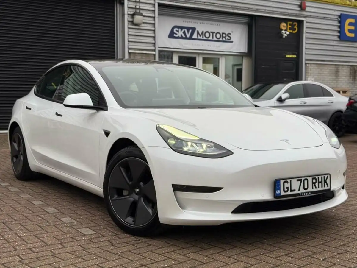 2020-tesla-model-3-e-long-range-big-0