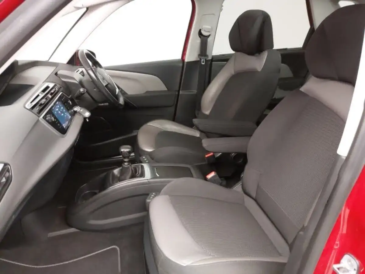2019-citroen-c4-spacetourer-15bluehdi-flair-big-4