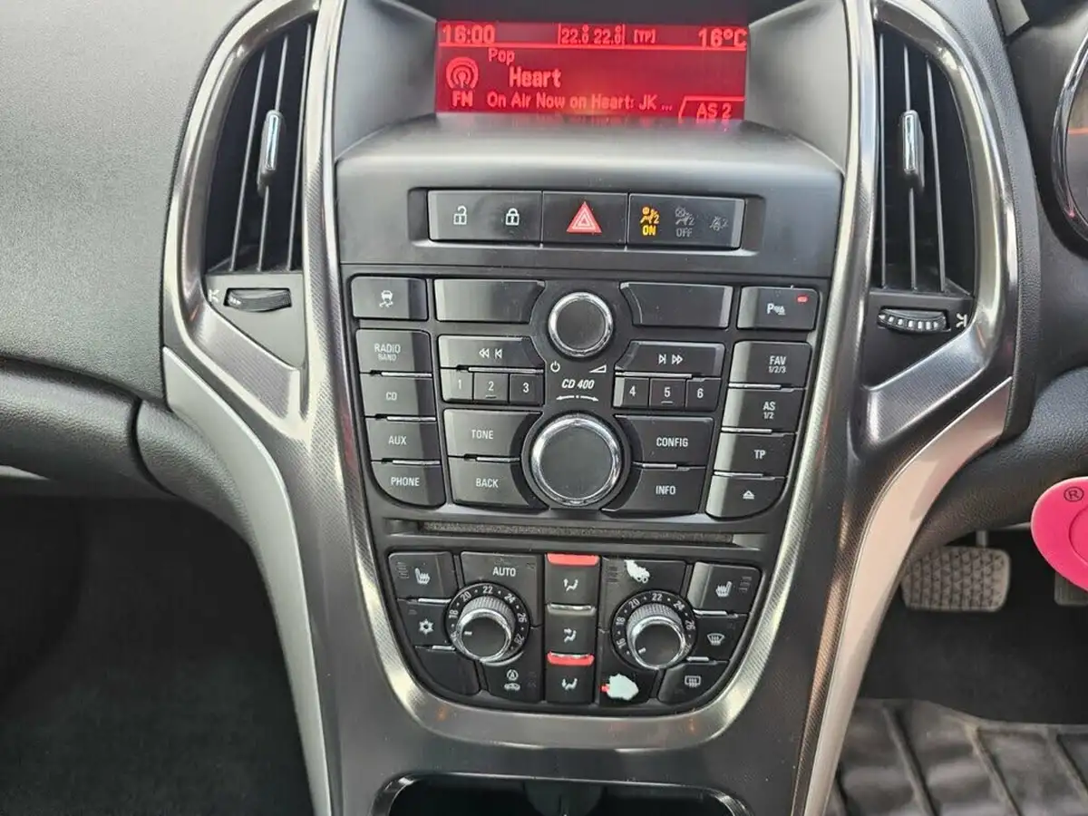 2010-vauxhall-astra-16-elite-16v-vvt-115ps-auto-big-17