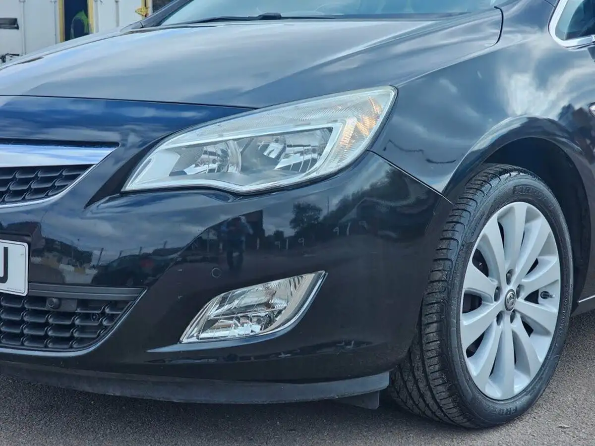 2010-vauxhall-astra-16-elite-16v-vvt-115ps-auto-big-39