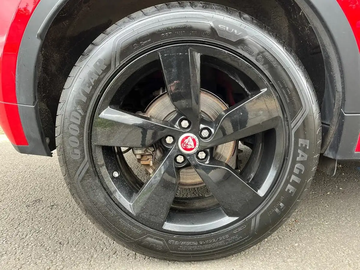 2019-jaguar-e-pace-20-i4d-r-dynamic-s-180ps-awd-auto-big-21