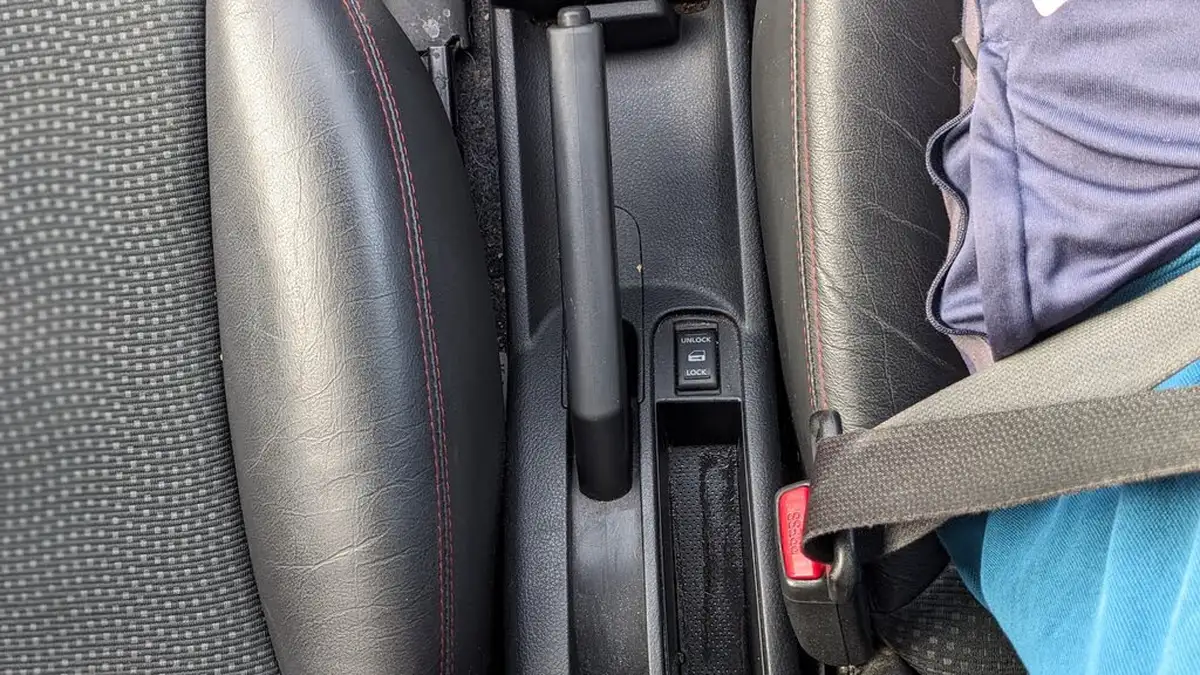 2009-nissan-note-16-tekna-auto-big-23