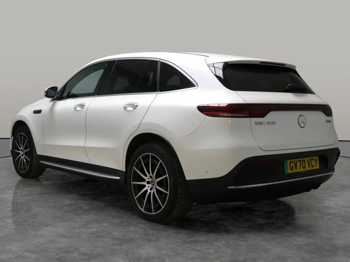 2021-mercedes-benz-eqc-e-eqc-400-amg-line-big-13