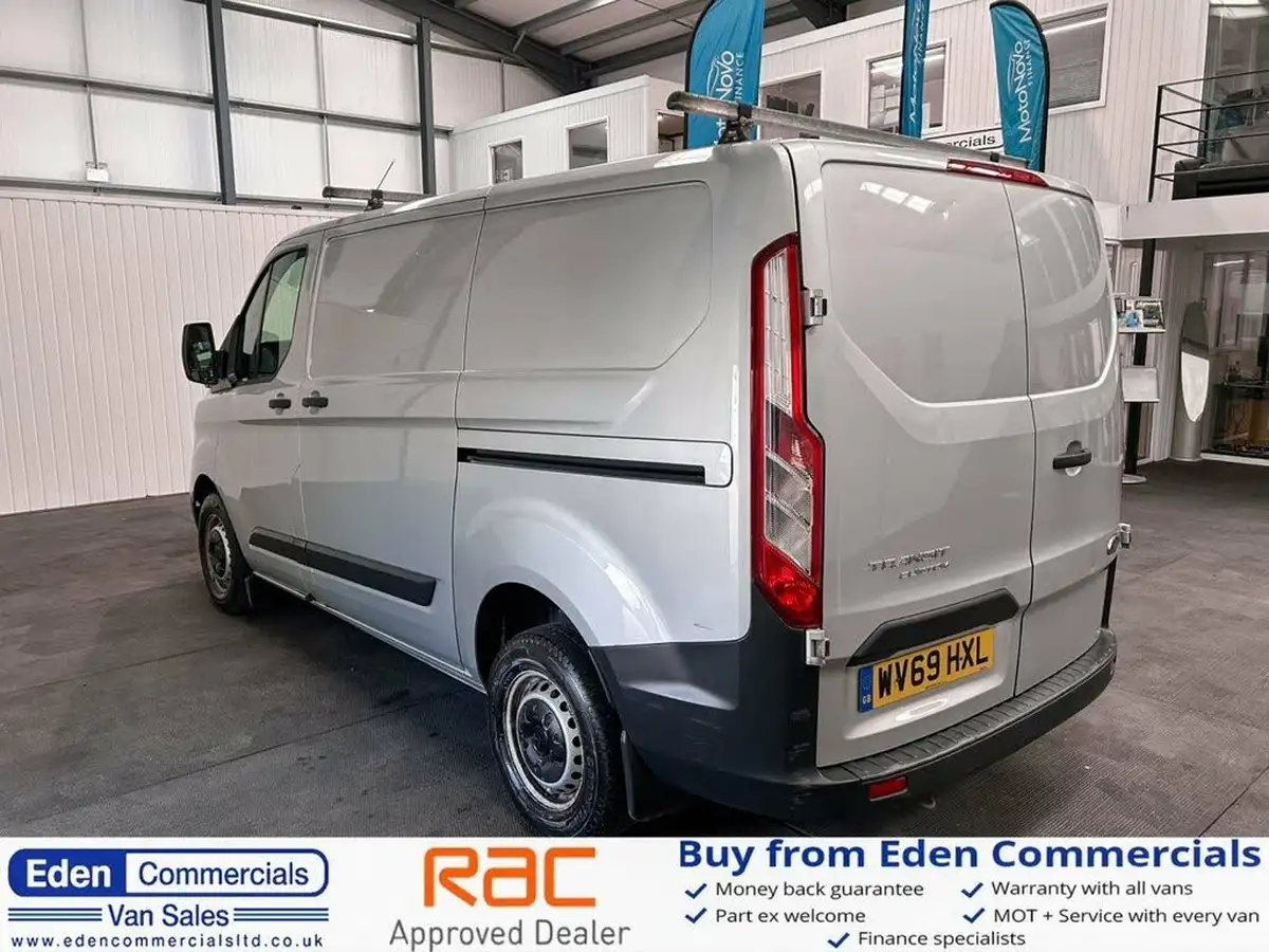 2019-ford-transit-custom-20tdci-280-l1h1-leader-105pseu6dt-panel-van-big-5