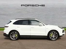 2019-porsche-cayenne-30-v6-e-hybrid-e-hybrid-station-wagon-small-1