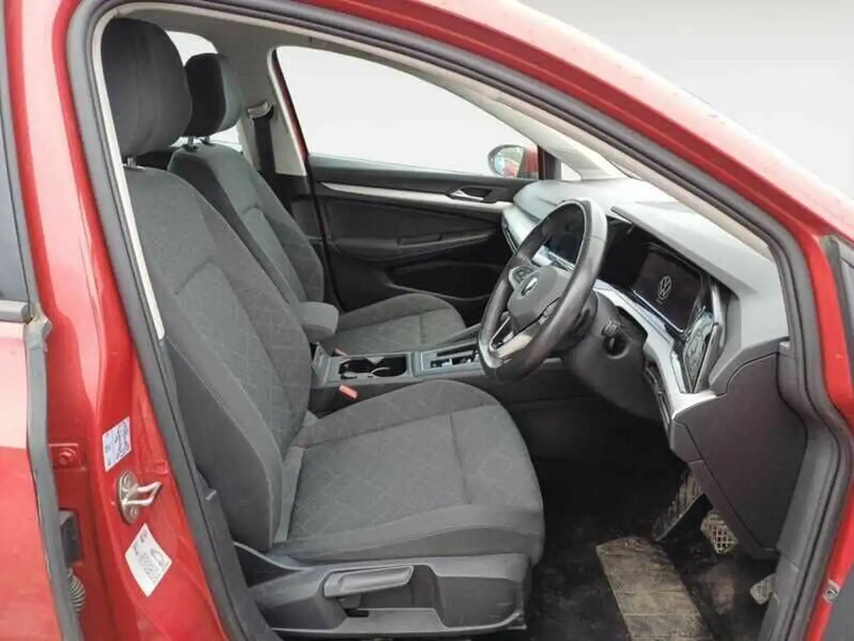 2021-volkswagen-golf-15-etsi-life-150ps-hatchback-big-3
